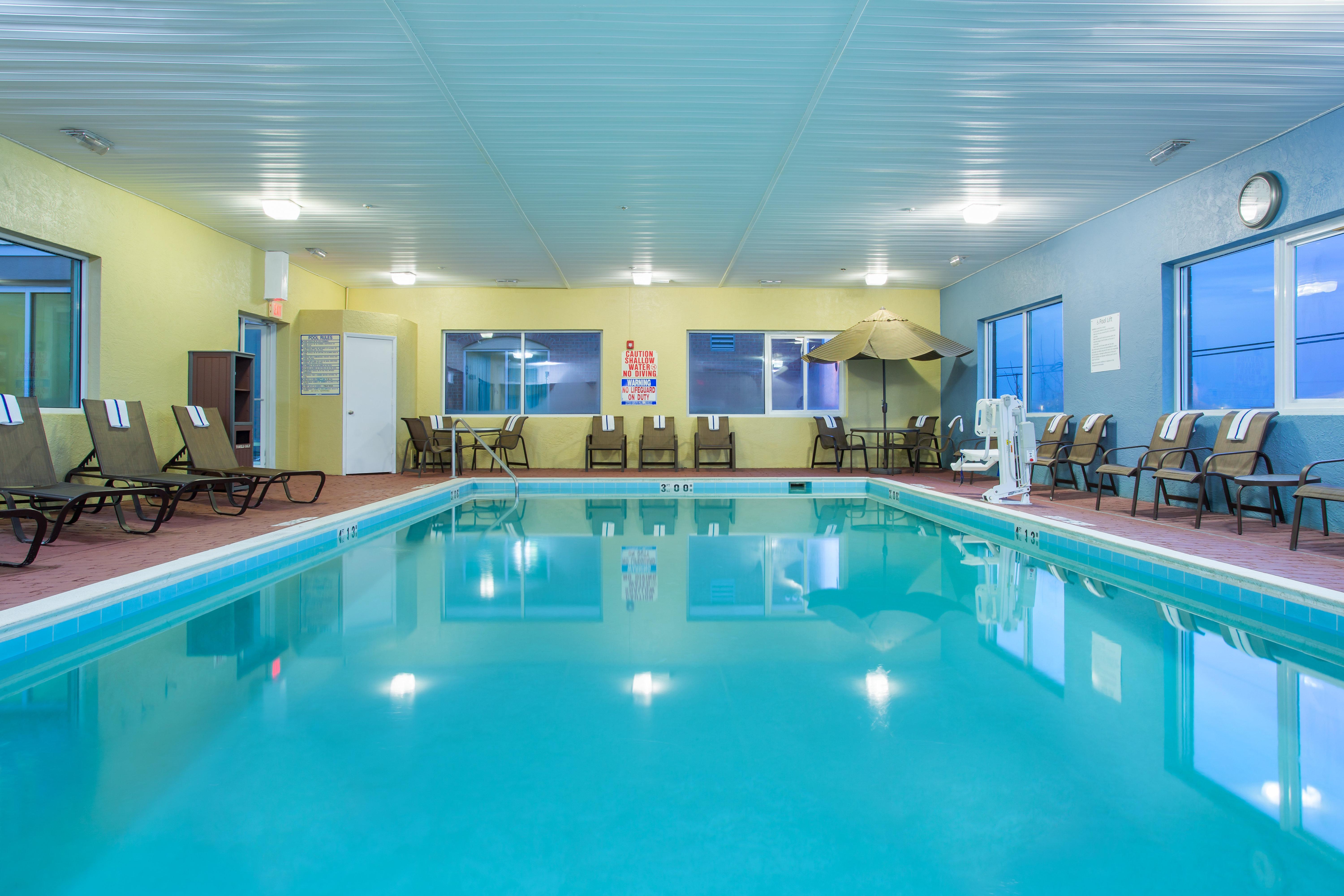 Holiday Inn Express Hotel & Suites Richmond By Ihg Kültér fotó