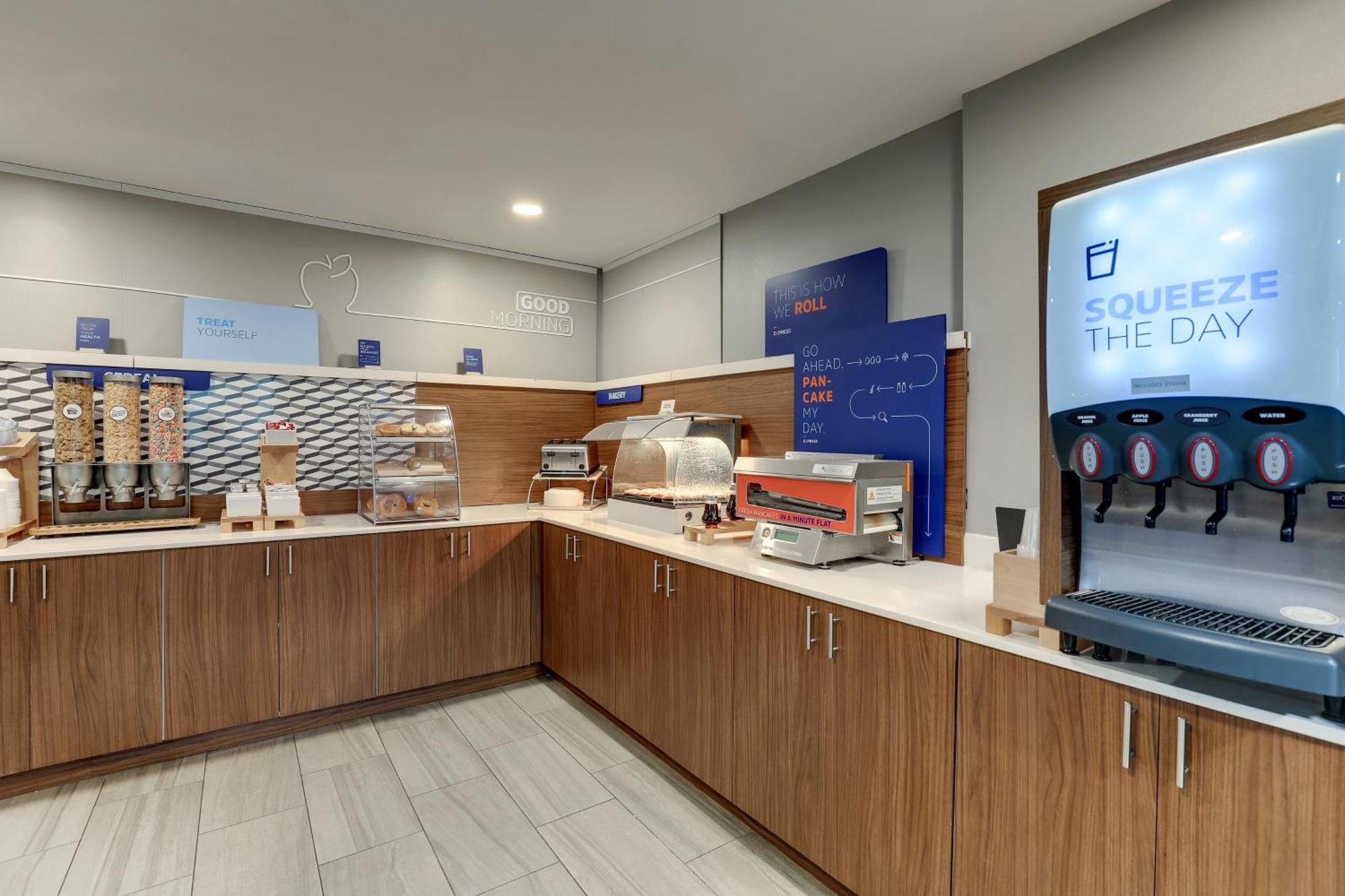 Holiday Inn Express Hotel & Suites Richmond By Ihg Kültér fotó