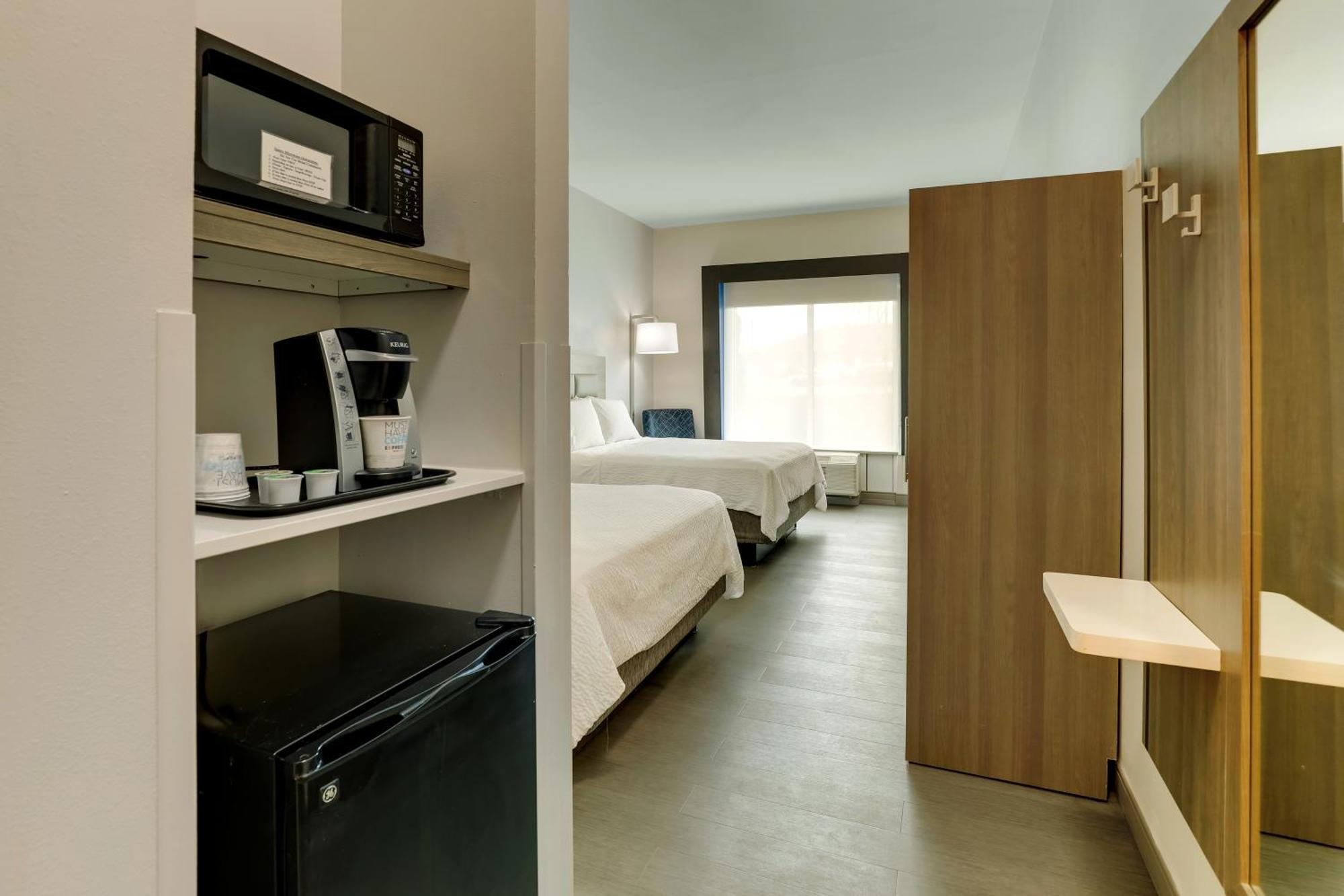 Holiday Inn Express Hotel & Suites Richmond By Ihg Kültér fotó