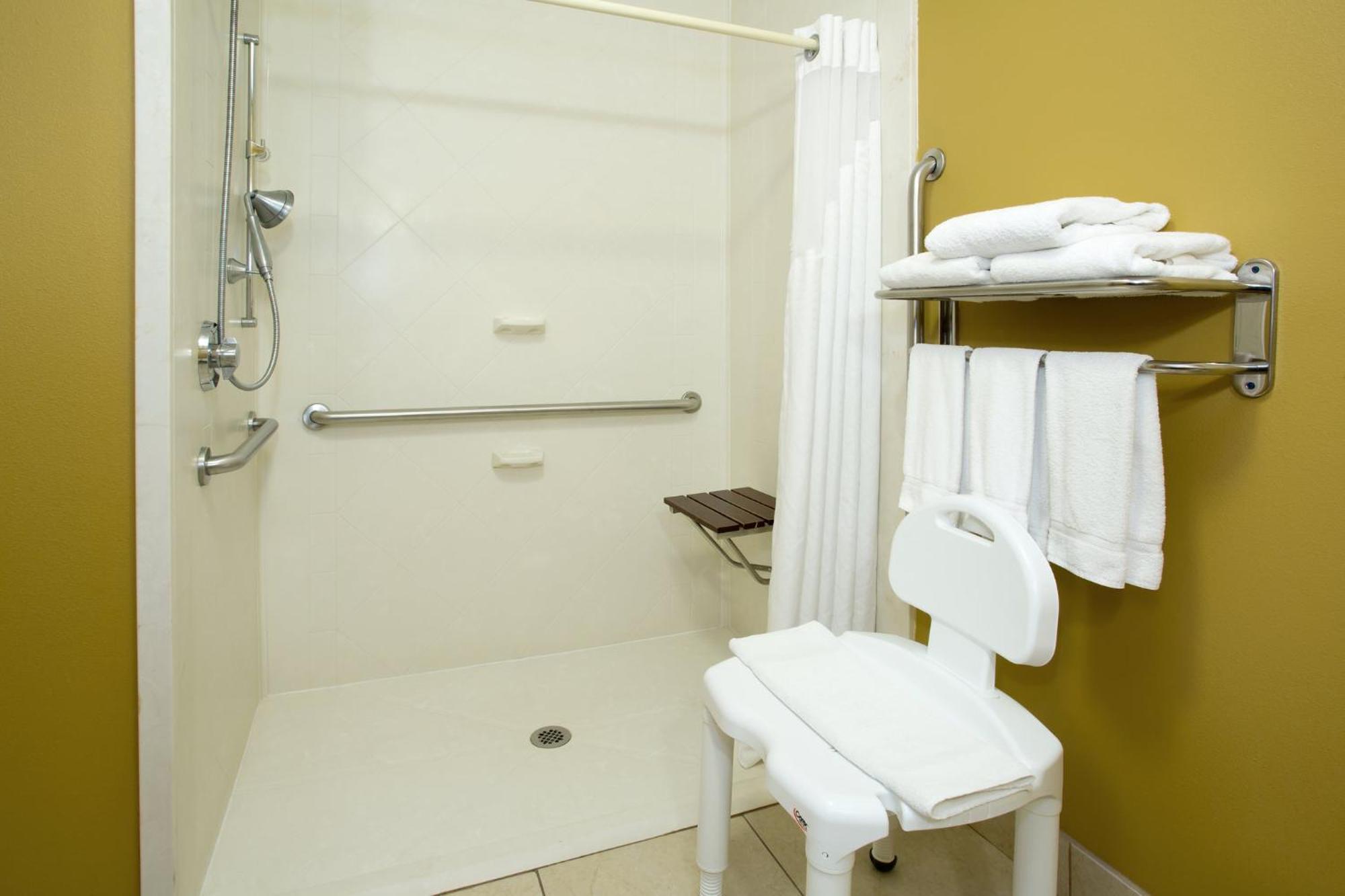 Holiday Inn Express Hotel & Suites Richmond By Ihg Kültér fotó